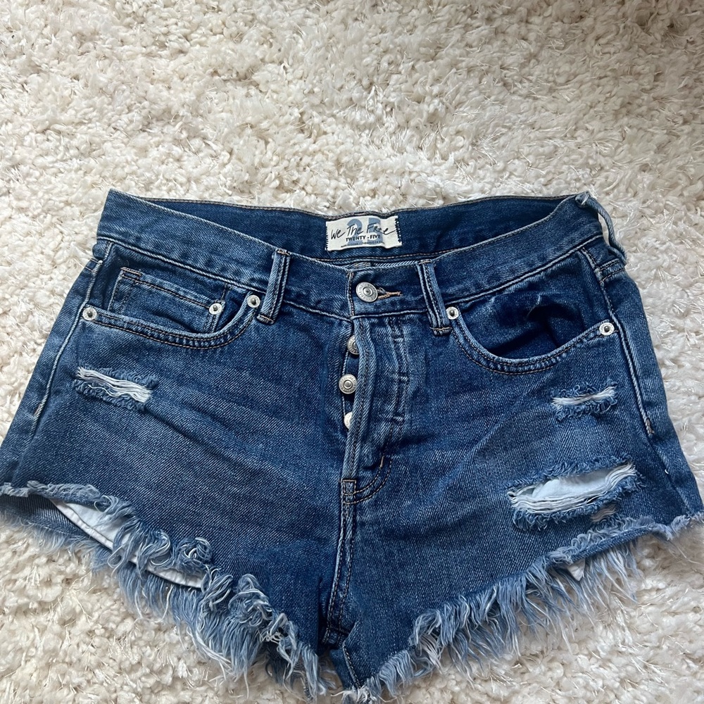 WE THE FREE JEAN SHORTS